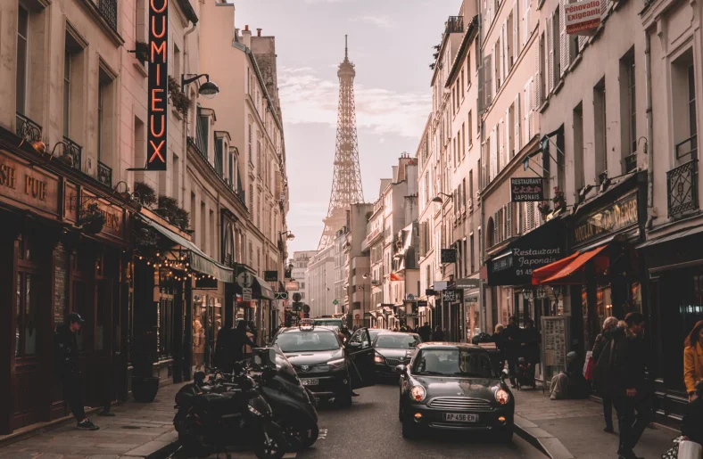 Rua em Paris